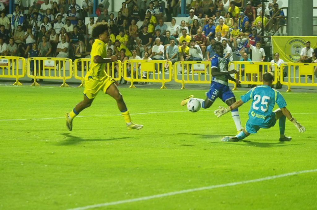 El CD Tenerife se queda sin el Trofeo Teide