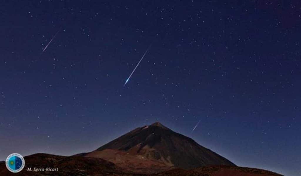Guía completa si vas a ver el eclipse y las Perseidas en el Teide: control de acceso y guaguas
