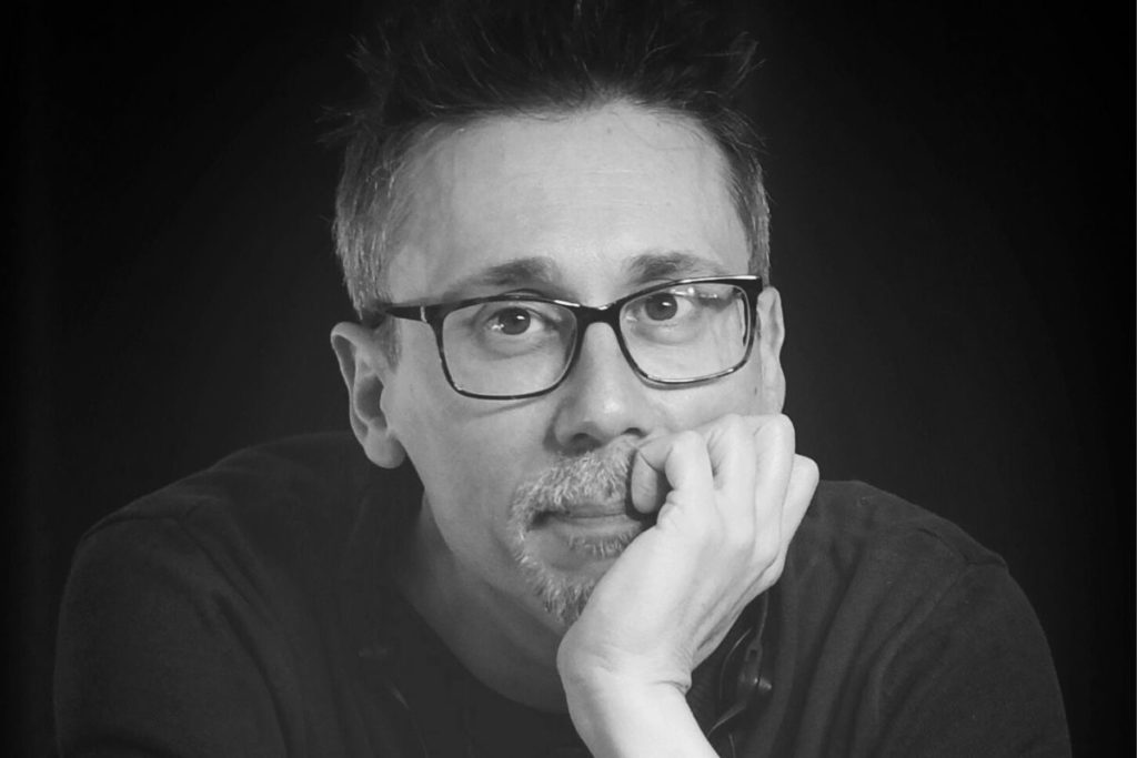 Filmmaker Elio Quiroga Inducted into Royal Canarian Academy of Fine Arts