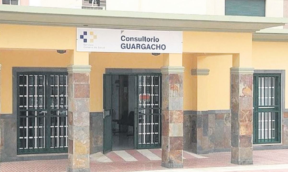 En pleno agosto y sin aire acondicionado en varios centros de salud del sur de Tenerife