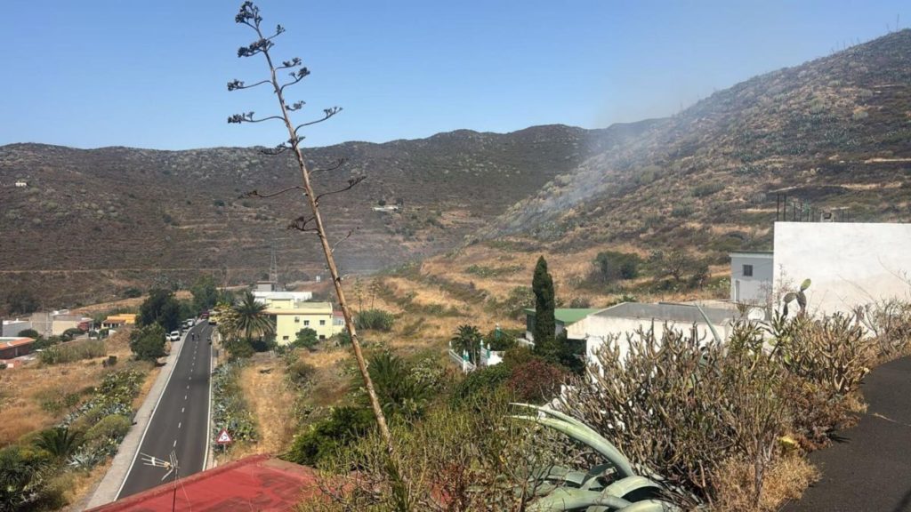 Controlado el incendio de Valle Tabares: los vecinos regresan a sus casas