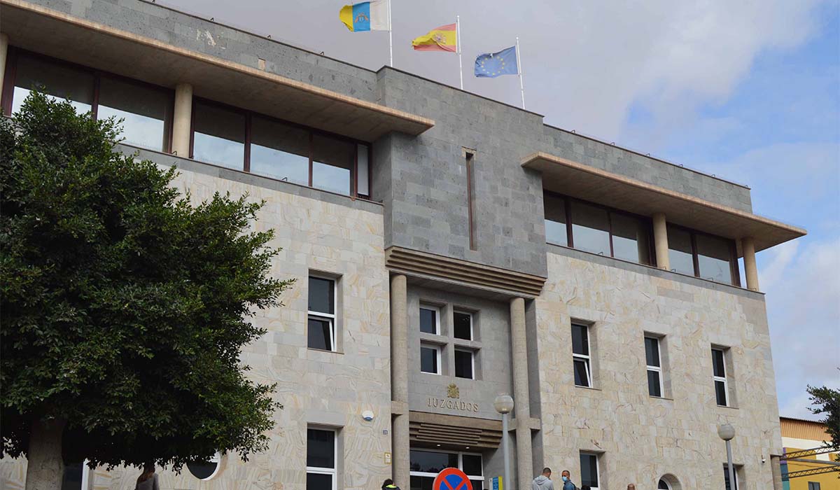 Prisión sin fianza para el detenido por el apuñalamiento mortal de un joven de 23 años en Fuerteventura