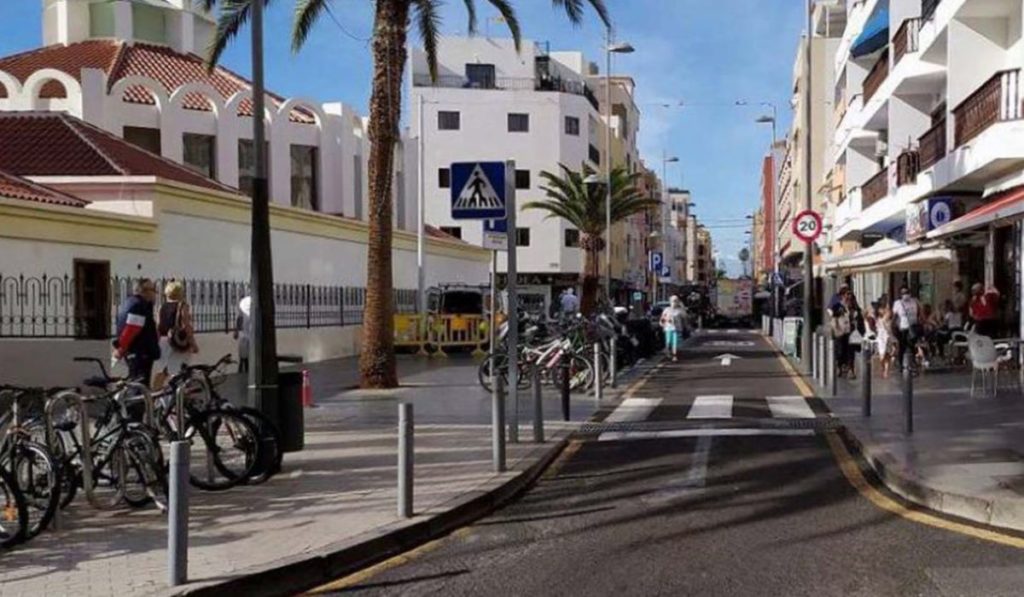 Comerciantes de Los Cristianos exigen mayor presencia policial