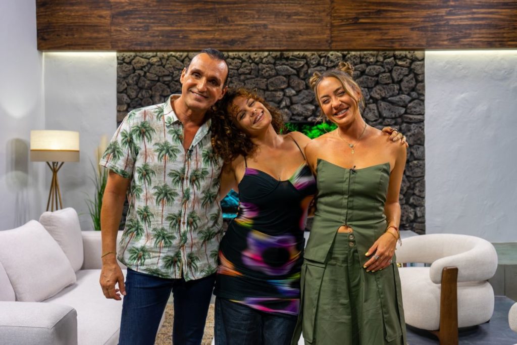 Televisión Canaria оновив сітку мовлення: Mel Ömana стала гостею шоу «Mira quién viene a cenar»