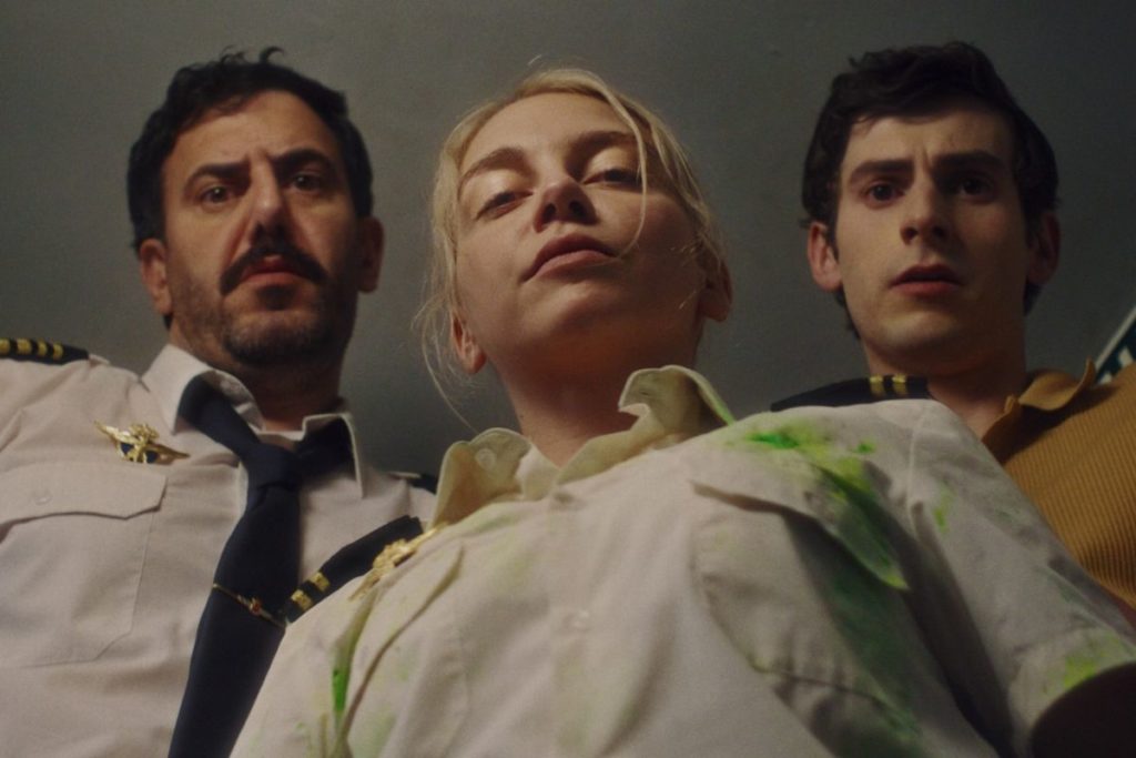 Chedey Reyes estrena 'La Cosa en la Niebla', una apuesta por la ciencia ficción minimalista