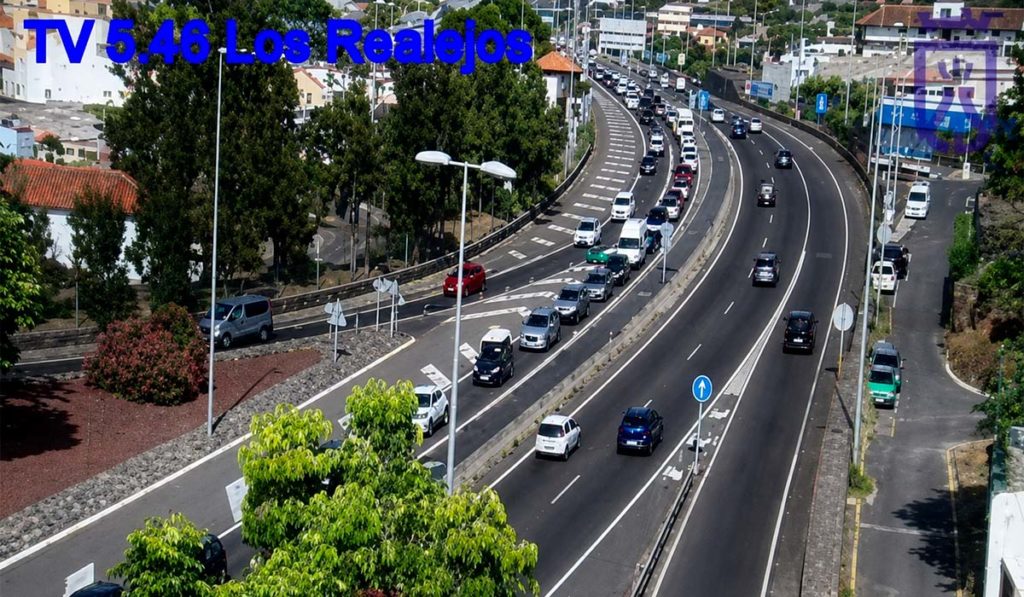 Un accidente en la TF-5 colapsa el tráfico hacia el norte