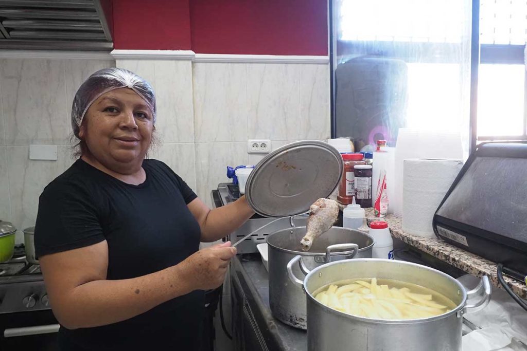 “Sin papeles es muy difícil; ahora tenemos una oportunidad para trabajar y luchar”