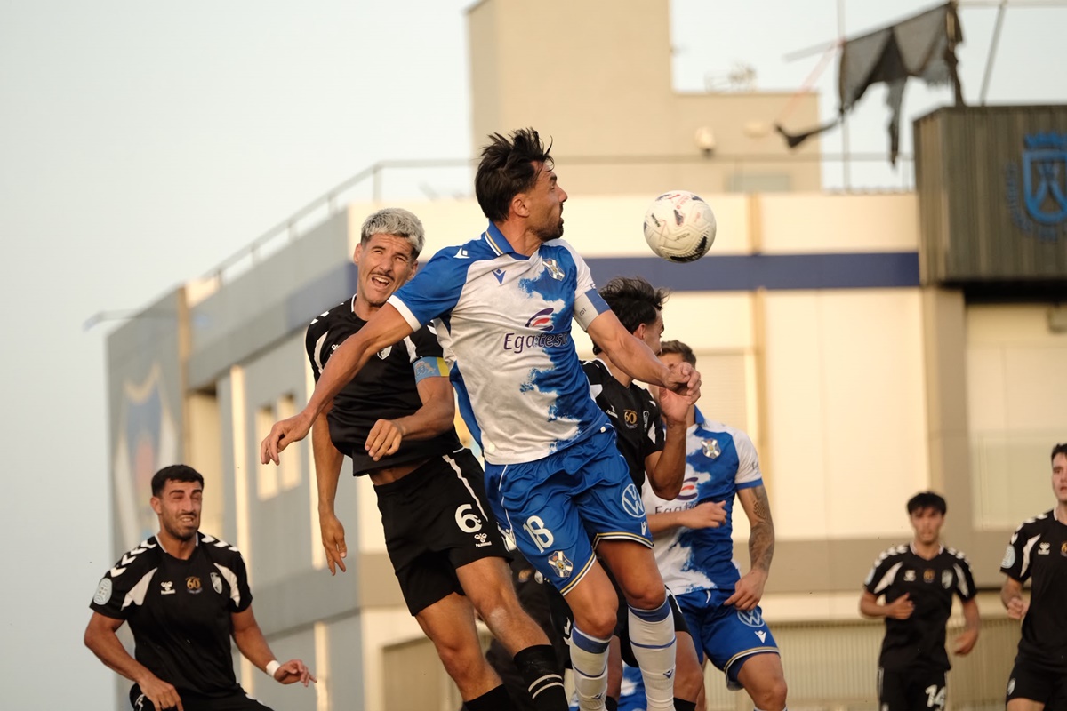 El CD Tenerife solventa con triunfo un nuevo partido de pretemporada ante el Tamaraceite (3-2)