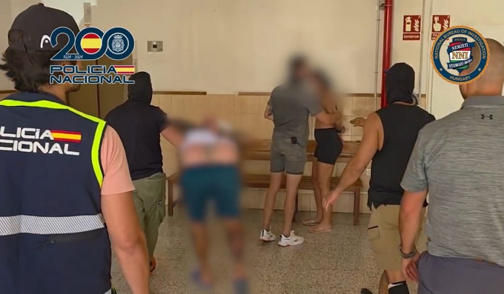 Detenidos en Tenerife los responsables de la mayor plantación de marihuana en Hungría: 6.289 plantas y 58 kilos de cannabis seco