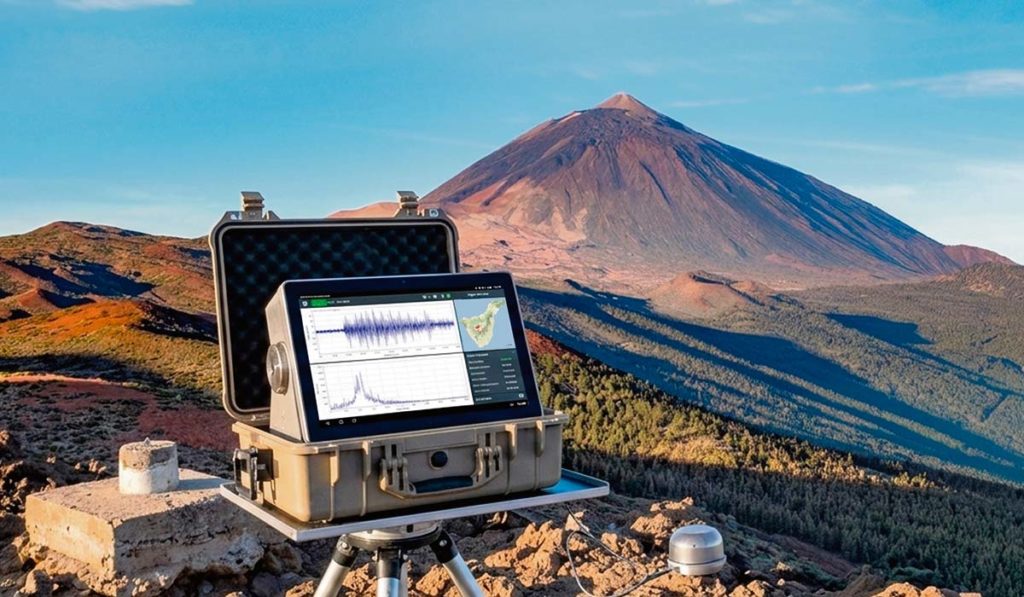 Intensifican la vigilancia volcánica en Tenerife ante una actividad sísmica inusual sin riesgo de erupción inminente