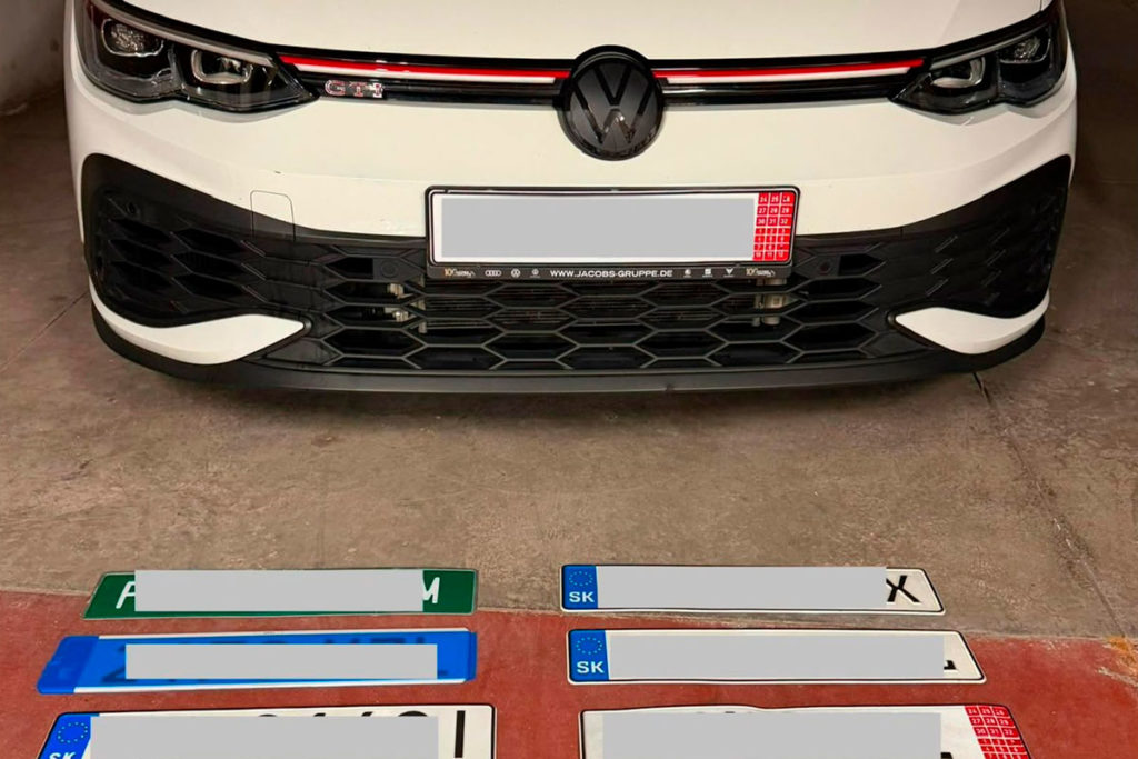 Cae en Tenerife una red de venta ilegal de coches de alta gama valorados en más de 1,3 millones de euros