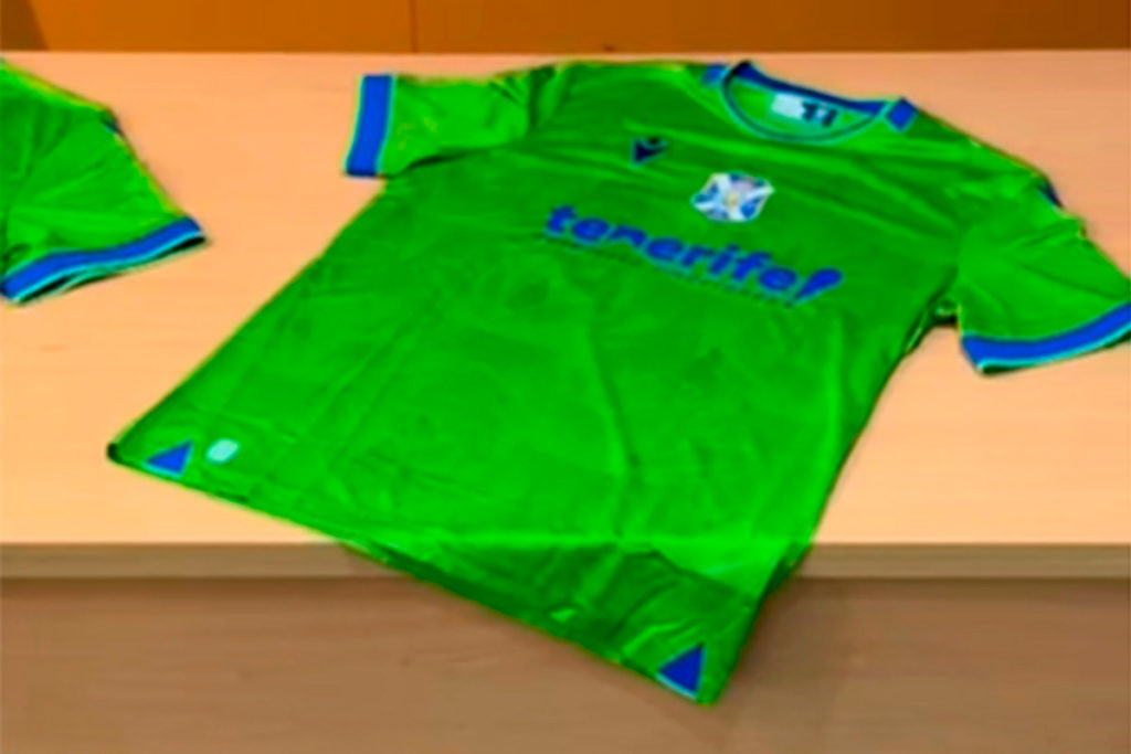 Tercera equipación CD Tenerife