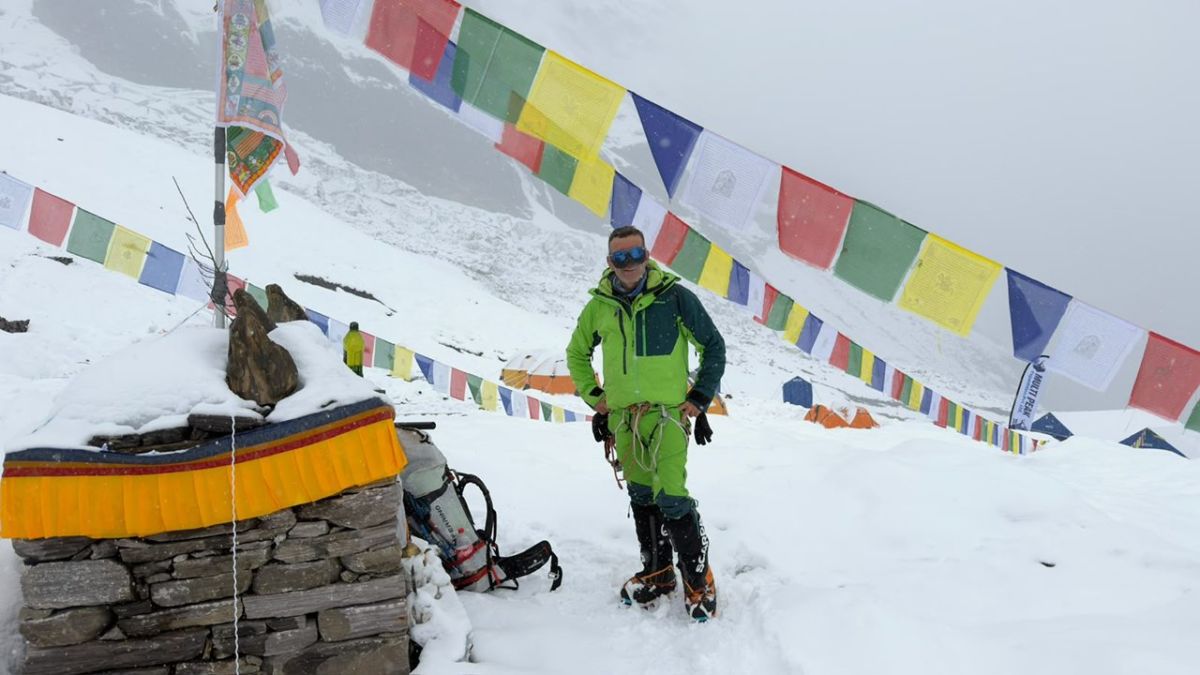 Juan Diego Amador abandona su intento de coronar el Manaslu