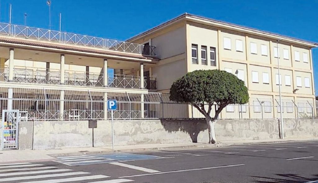 El PSOE denuncia que el Ayuntamiento de Arona bloquea sanciones de 100.000 euros a la empresa de limpieza