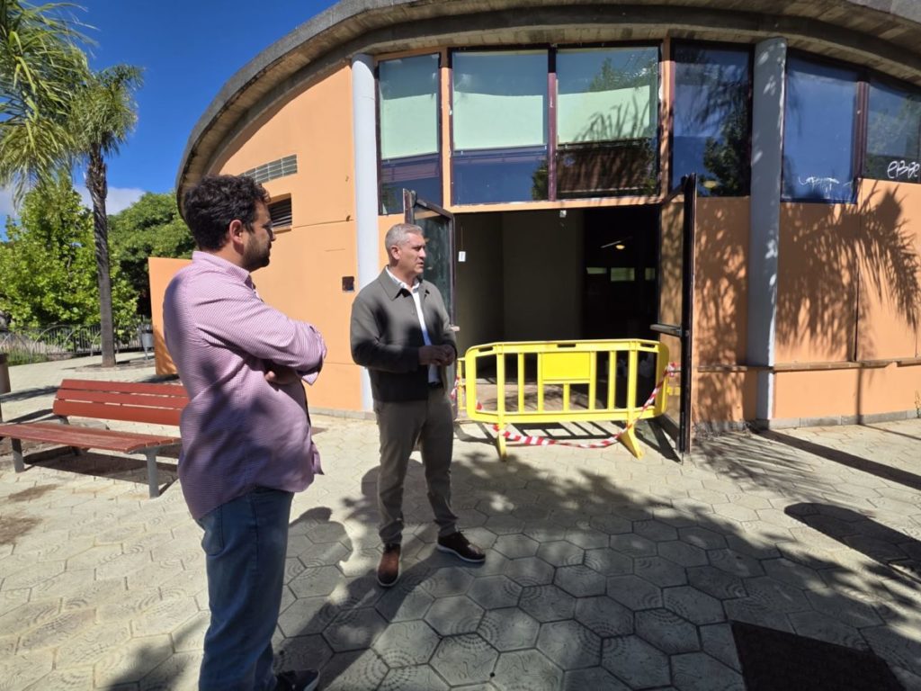 La Laguna Renovates Long-Closed Park Cafes to Create Jobs for People with Disabilities