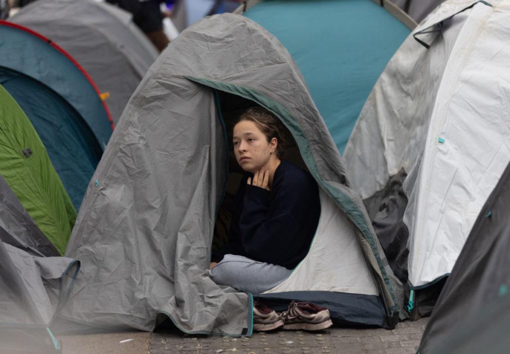 Convocan una acampada en Santa Cruz por el derecho a la vivienda