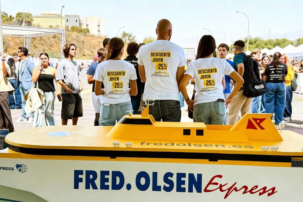 Fred. Olsen da la bienvenida al alumnado universitario