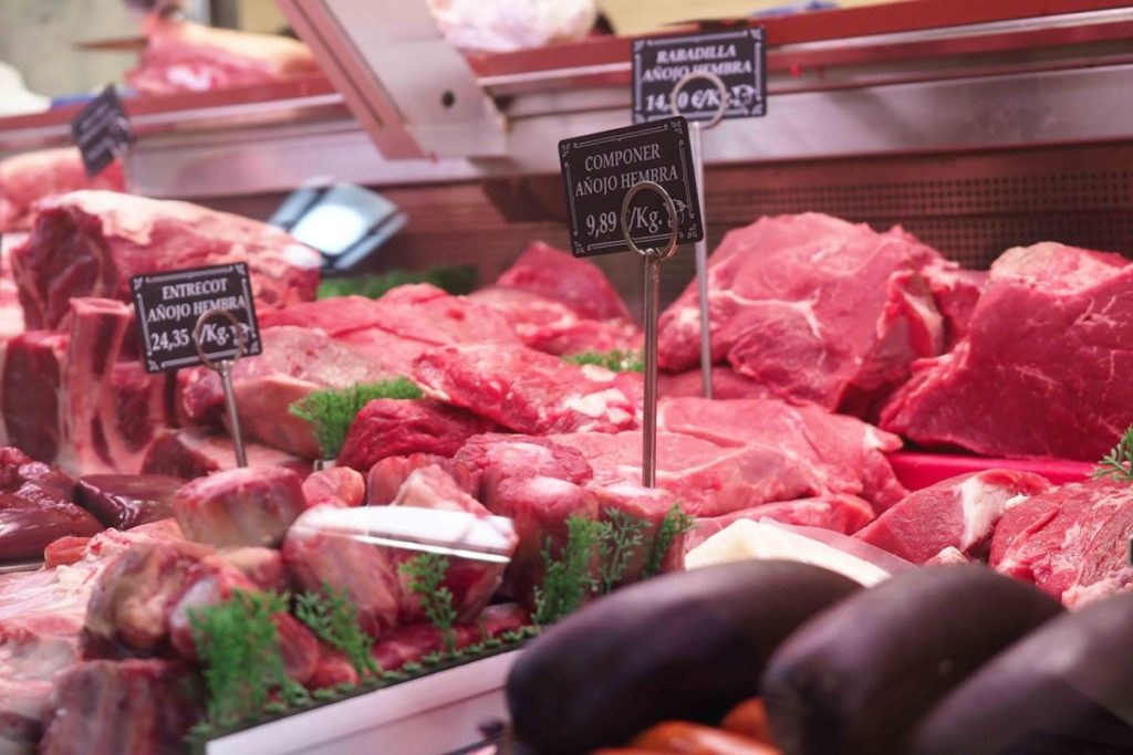 El escenario de un desabastecimiento de carne de vacuno y de pollo no se contempla, de momento, en Canarias. | Sergio Méndez