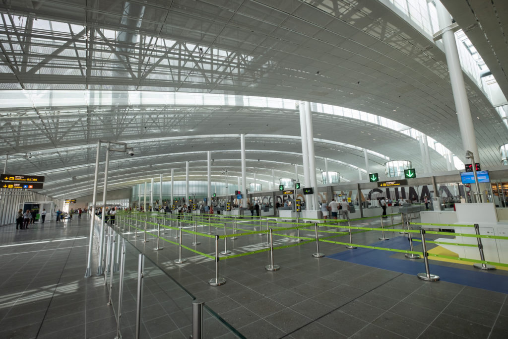 Canarias Tiene un Límite se opone a la ampliación de los aeropuertos y presentará "batalla legal y ciudadana"
