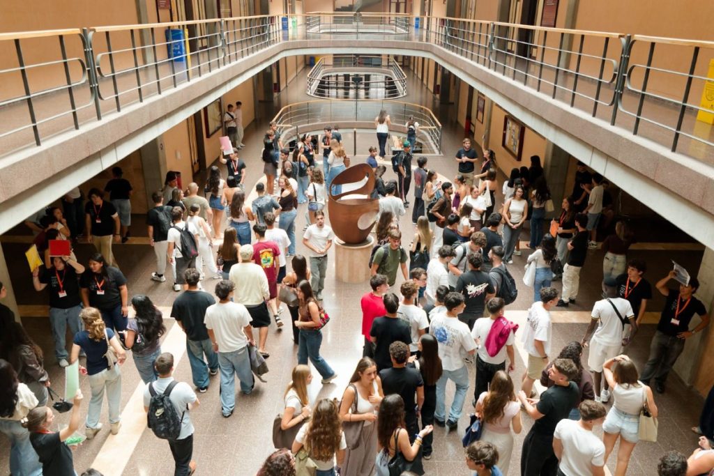 Los horarios escalonados en la Universidad alivian la TF-5