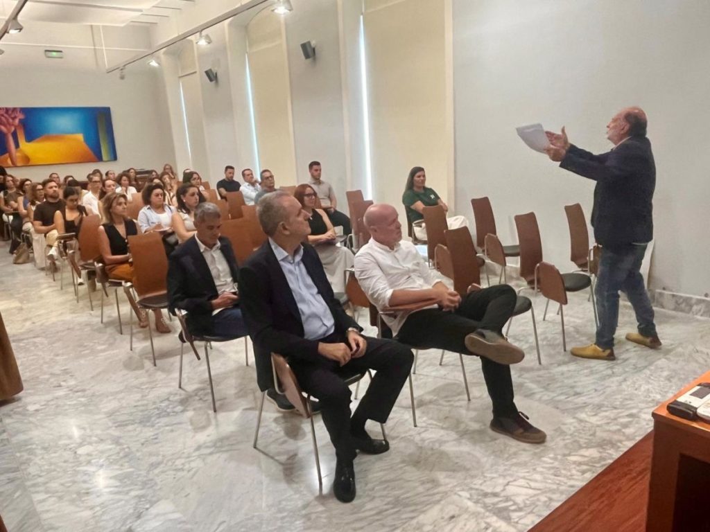MAC aborda las claves del absentismo y la salud mental laboral en un foro sobre bienestar organizacional
