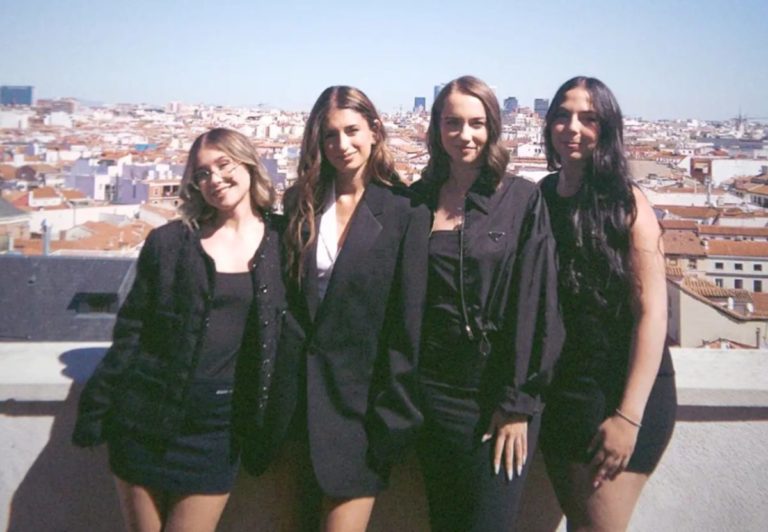 Raquel, Sofía, Alicia y Mayte, integrantes de L4s Ku4tro. | Instagram