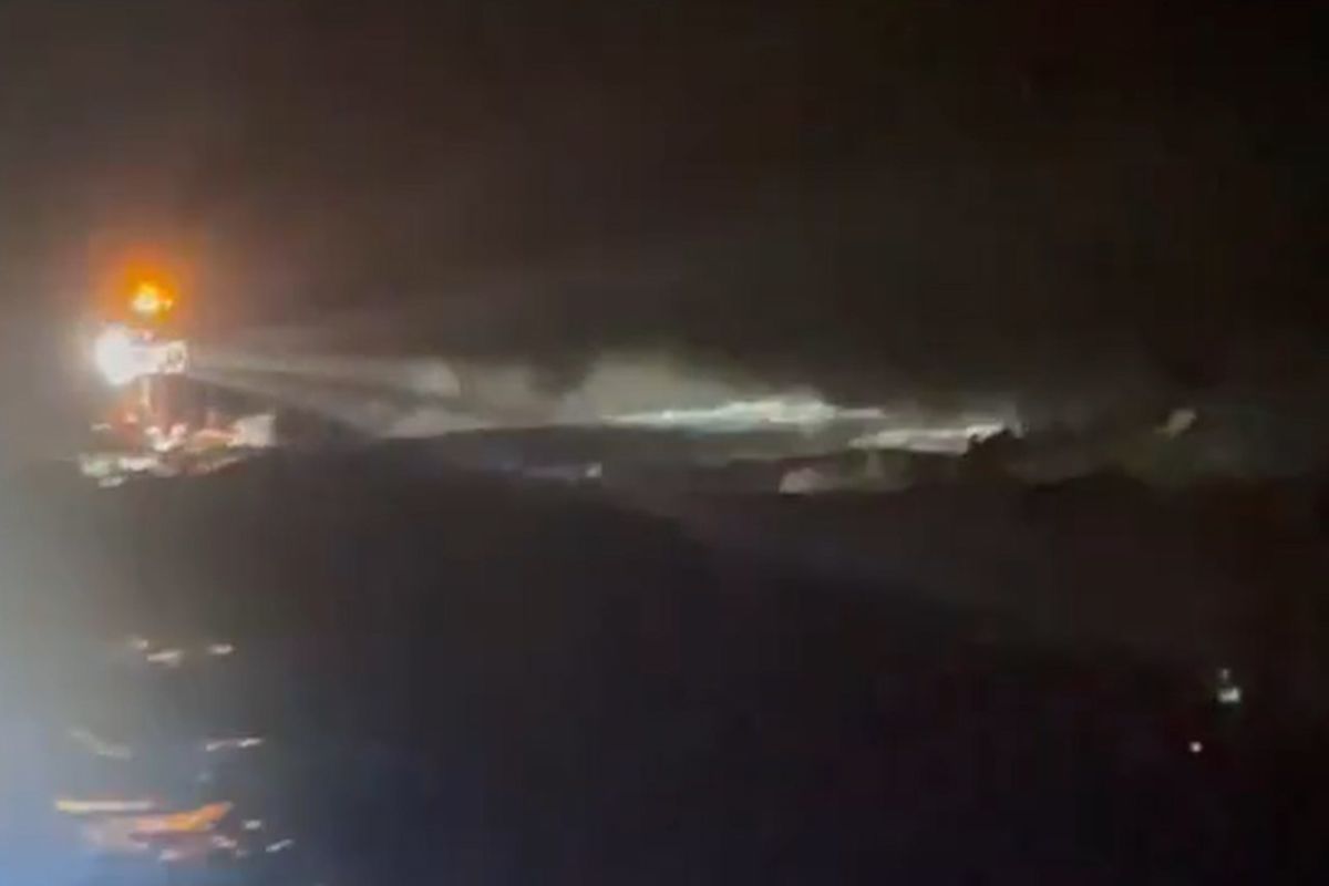 Un fallecido a bordo de un cayuco con 152 personas al sur de El Hierro