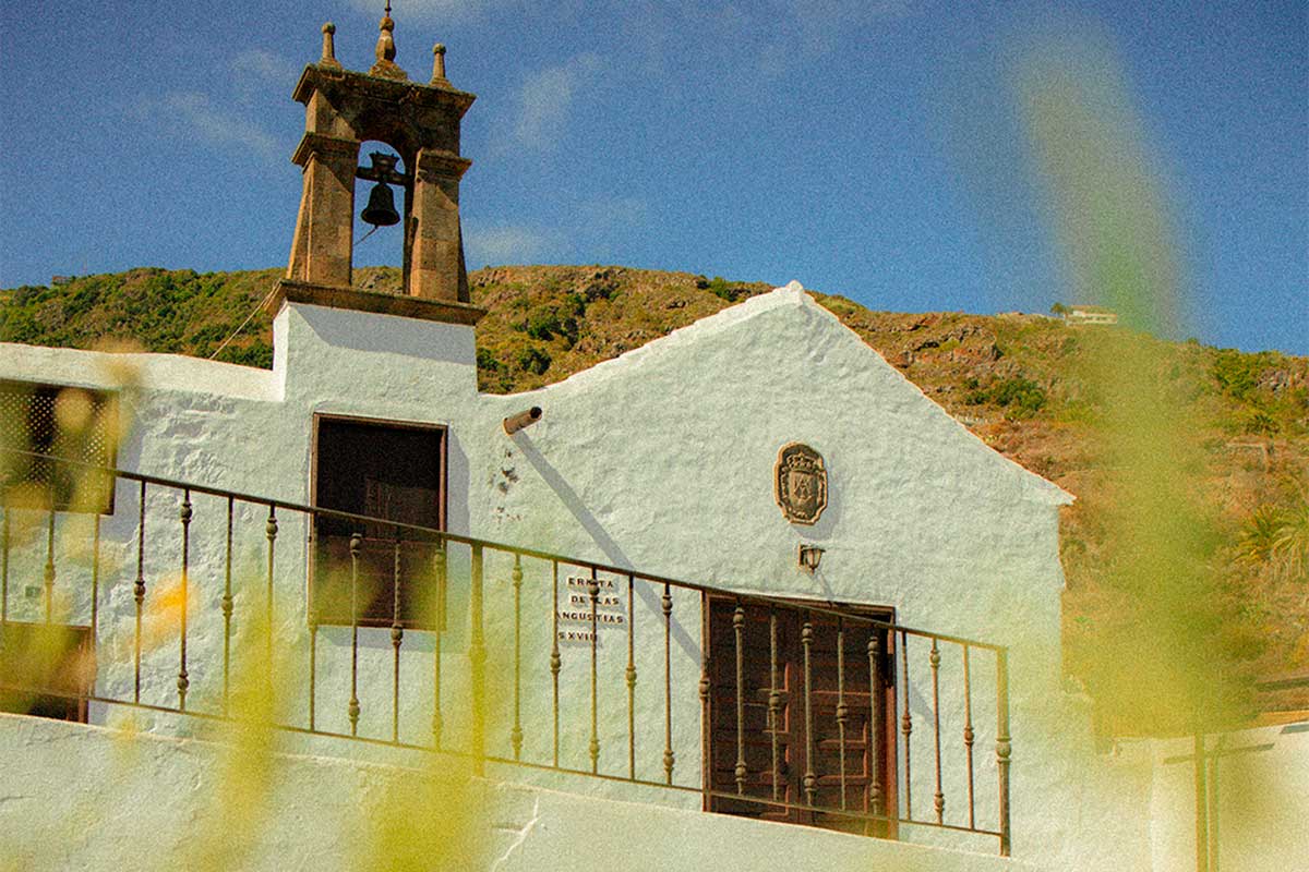 Icod de los Vinos, el municipio que refleja el espíritu del verano