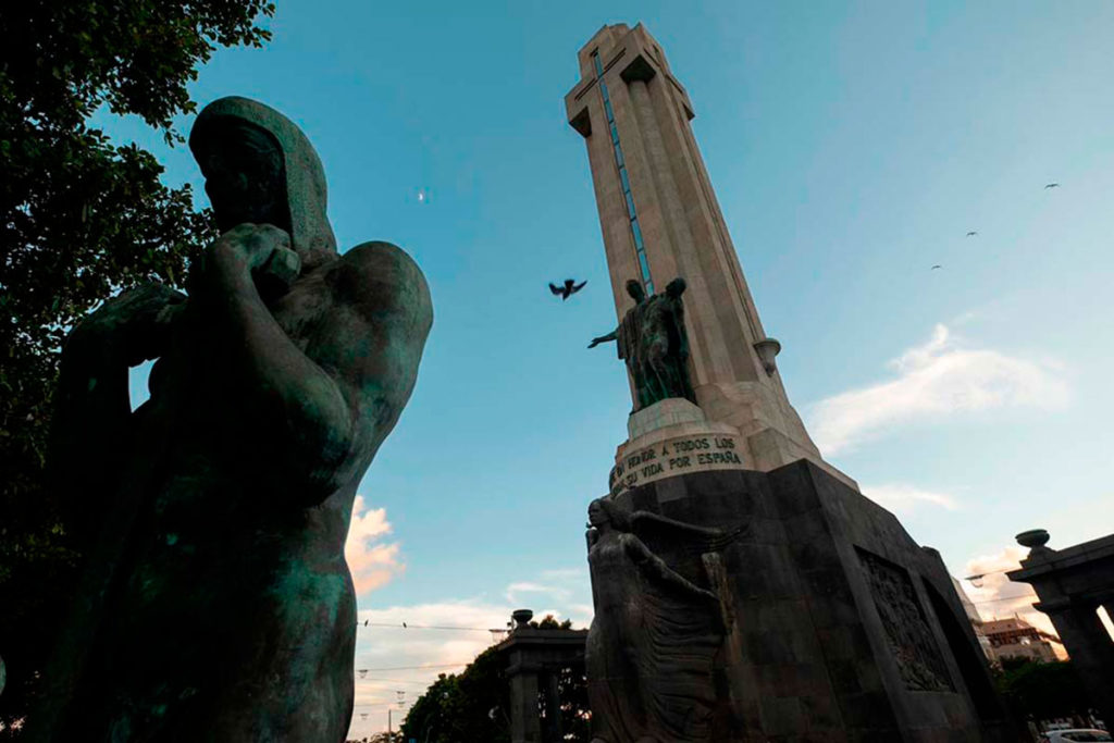 Falling Cladding at Santa Cruz Monument Sparks Heritage Maintenance Concerns