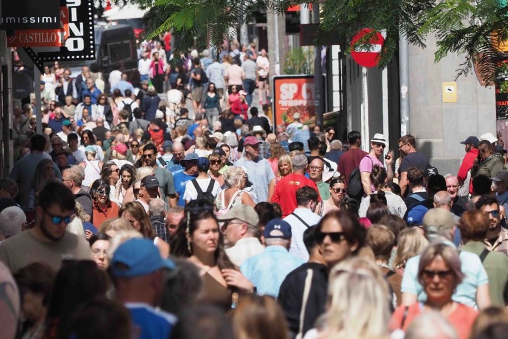 La disputa por los horarios comerciales en Santa Cruz de Tenerife llega a los tribunales