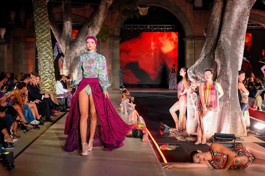 La industria de la moda exhibe sus encantos en la pasarela de la economía