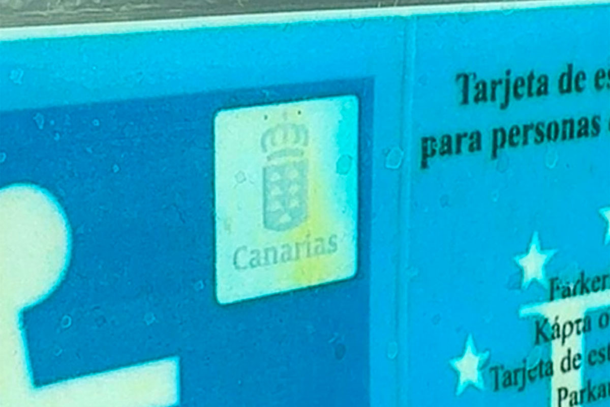 Denuncian en Tenerife el uso de una fotocopia de una tarjeta de movilidad reducida: esto dice la ley