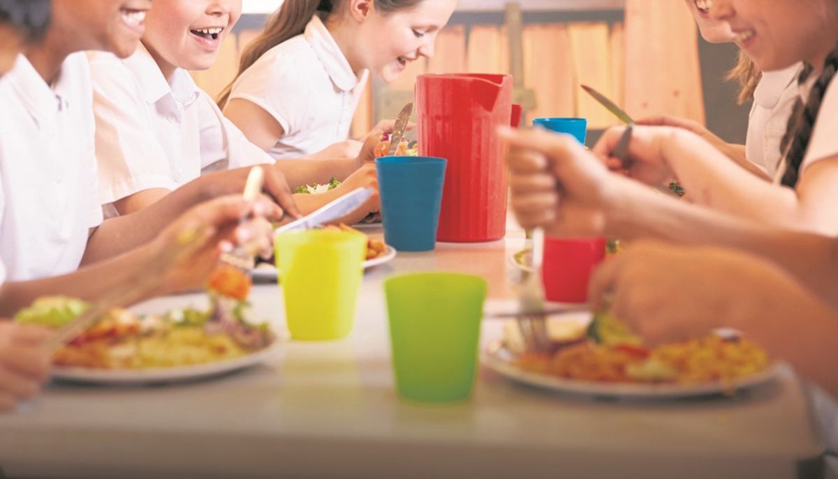 Dejan sin comedor a 44 alumnos de familias vulnerables de La Vera