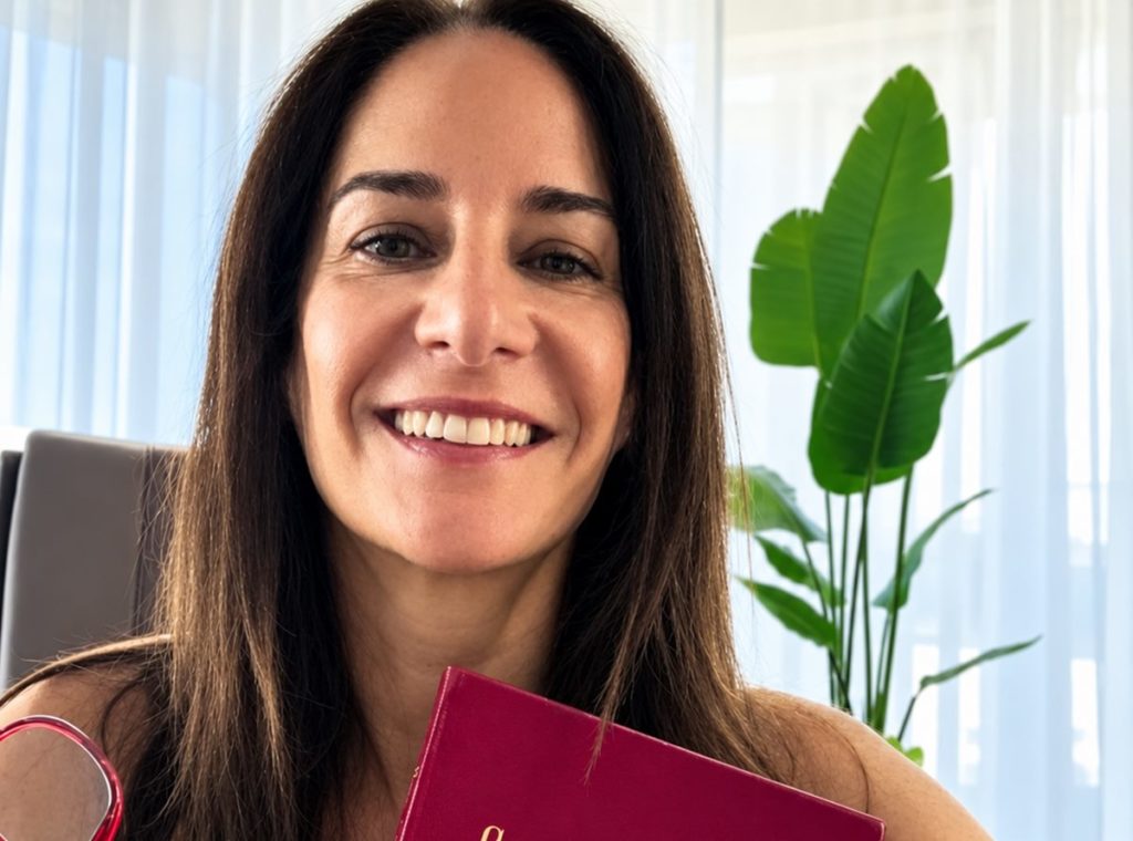 Aránzazu Aznar Ondoño, notaria: "El canario ha perdido su esencia, cada vez desconfía más y por eso lidera la litigiosidad"