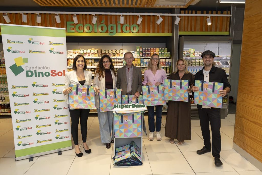 La Fundación DinoSol y el intérprete Iván Torres (“Efecto Pasillo”) presentan la iniciativa “Un pequeño gesto, un gran paso contra la fibrosis quística”