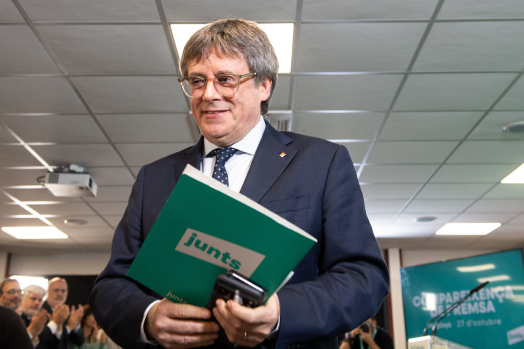 Puigdemont ya puede volver a España: el Supremo retira la orden de arresto