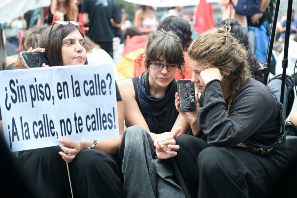 Desahucios, alquileres y ayudas: esto es lo que ‘cae’ tras el rechazo de los decretos de vivienda