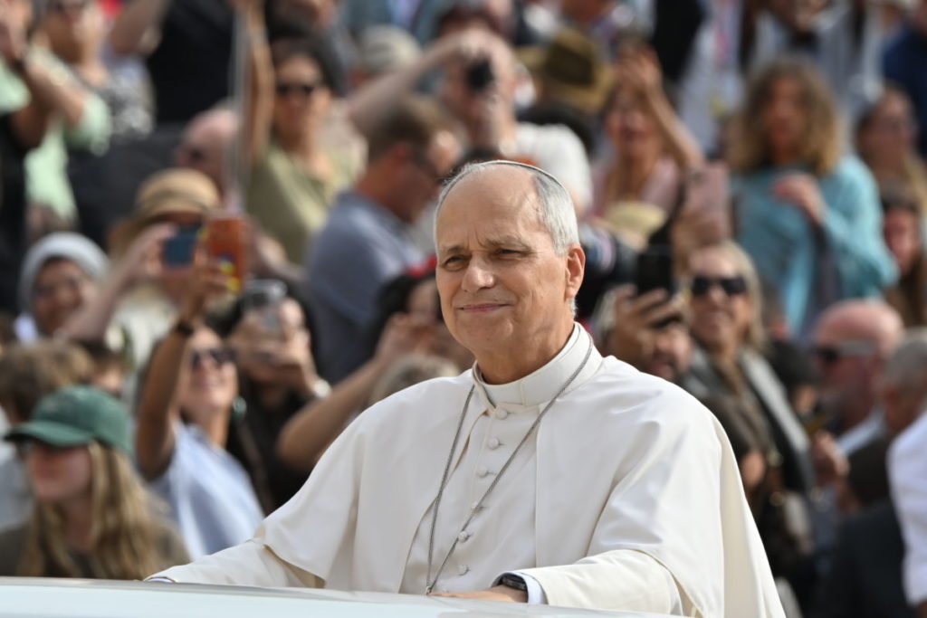 El Papa León XIV anuncia que será operado de un nódulo en el pulmón 