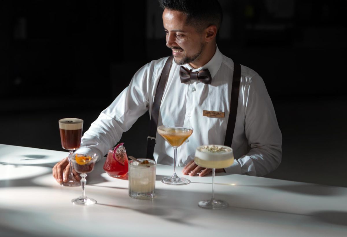 Dos bares de Royal Hideaway Corales, en Tenerife, situados entre los mejores de España