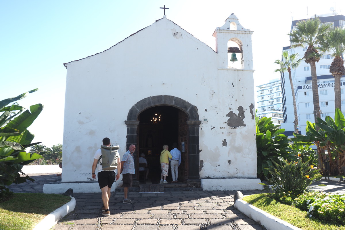 La ermita de San Telmo se cae en pedazos frente al olvido institucional