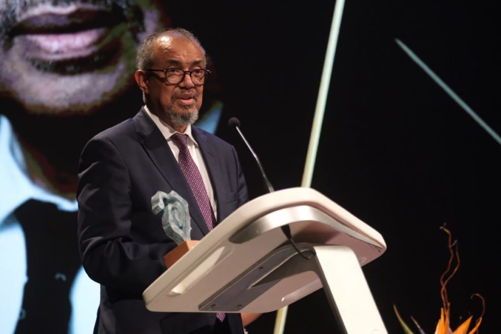 Tedros destaca en los Premios Taburiente la solidaridad de Tenerife frente al "miedo y la división"