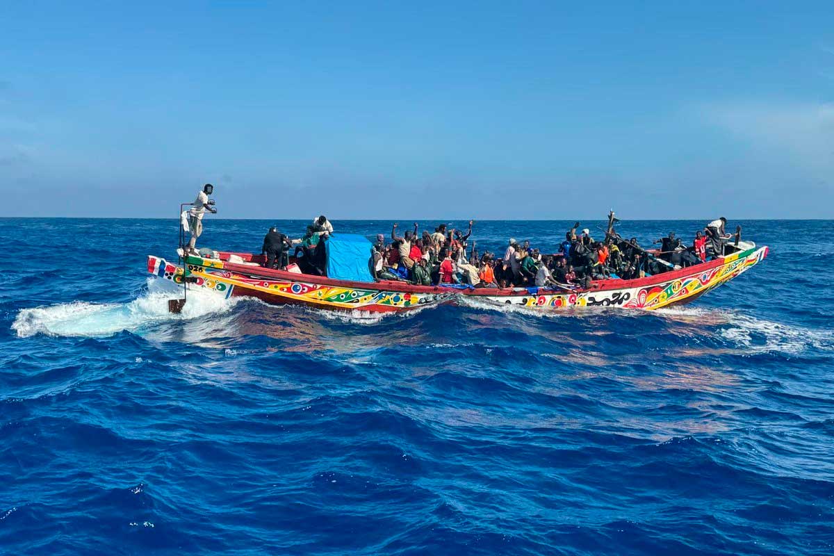 El Hierro recibe 186 migrantes en dos cayucos en un solo día