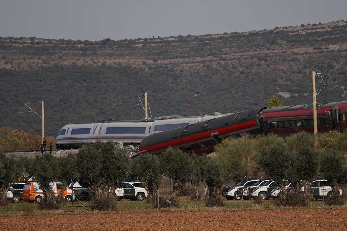 Accidente de trenes en Toledo: 68 muertos, 107 heridos y el temor de que aparezcan más víctimas