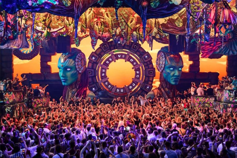 Farra y elrow construyen un parque temático para el cierre de verano
