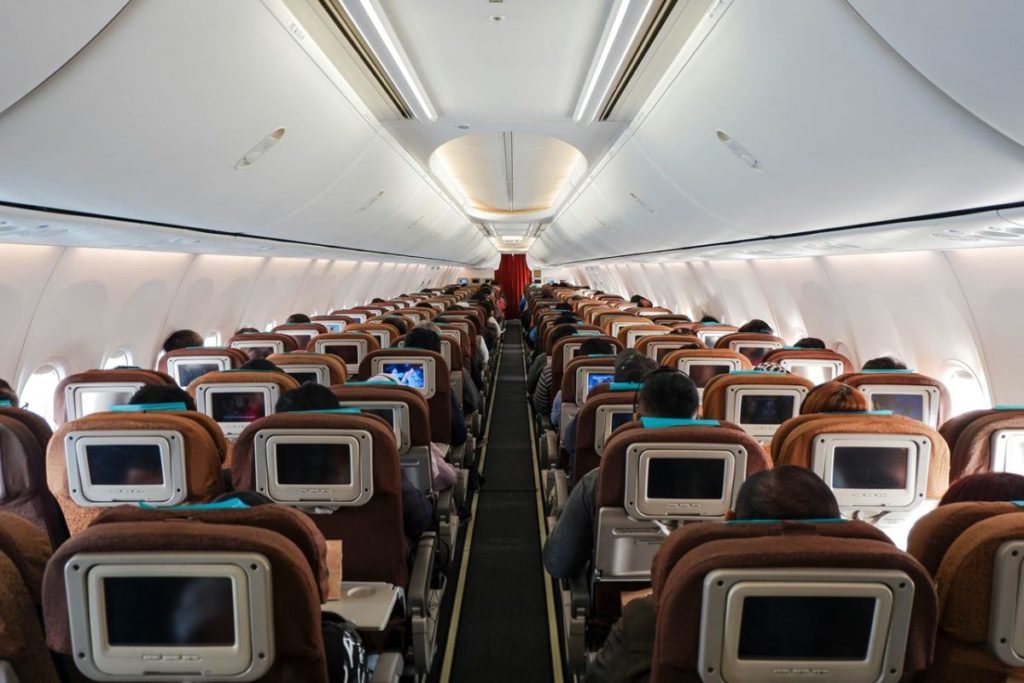 Un vuelo a Tenerife Sur se desvía por una emergencia