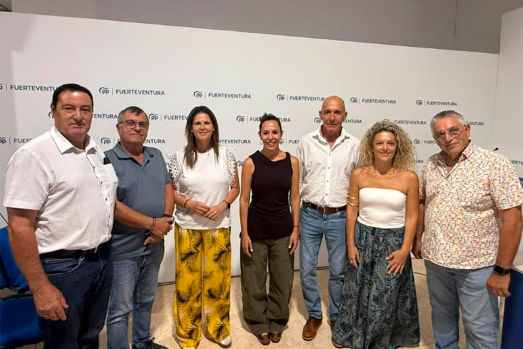 PP y Vox negocian una candidatura conjunta al Senado por Fuerteventura