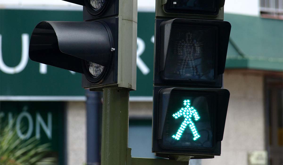 La nueva norma de la DGT obliga a cambiar 138 cruces en Santa Cruz de Tenerife