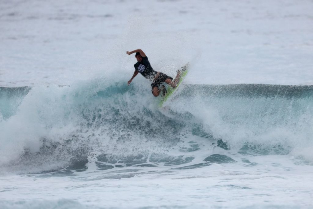 Dourado revalida título y firma el doblete en el Bodyboard Europe del Socorro Classic